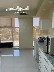  2 غرفه مجهزه في عياده أسنان للإيجار وتصلح للبشره او الجلديه