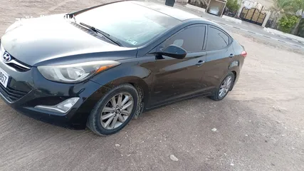  5 Hyundai Elantra