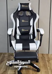  1 كرسي الجيمنج مع مسندة ومخدات طبية تحكم بالارتفاع تحكم بالظهر بزاوية 135 مسند الرجلين طويل  فلل جلد .
