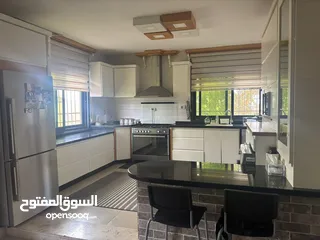  3 شقة مفروشة للبيع