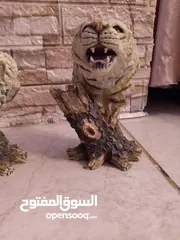 1 تماثيل أسود