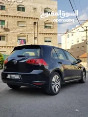  3 اي جولف بريميوم 2016 كرت ابيض لون اسود Volkswagen e-golf premium 2016