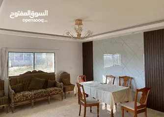  2 بيت مستقل في عجلون عبين من المالك قابل للبدل على ارض او شقة في اربد