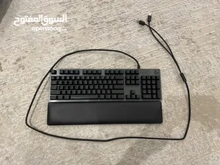  1 Logitech G513 Mechanical Keyboard