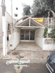  1 موقع يصلح لانشاء مطعم او مني ماركت او صالون سيدات اومني ماركت