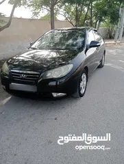  2 هونداي النترا 2011 بحالة ممتازة وماتور جديد