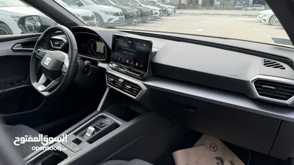  8 سيات ليون ترخيص 2022 محرك 1500 بنزين جير أوتوماتيك 150 حصان