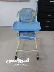  2 كرسي طعام بحالة جيدة