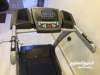  4 Impulse heavy duty treadmill