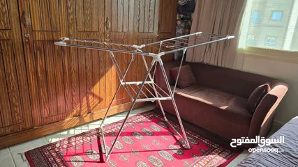  2 ستاند ملابس (علاقة ملابس) جديدة كليا غير مستعملة ، clothes stand (unused)