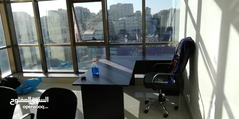  2 مكتب للايجار الباىوت بجانب بلازا  مول