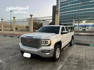  2 للبيع GMC سييرا SLE (خليجي) موديل 2018 أربع ابواب   قمة فالنظافة الموتر بدون اي