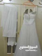  2 عرض فستان زفاف شنيول مع طرحھ للبيع ملبوس لبسھ واحدة فقط    قابل للتفاوض للجادين فقط