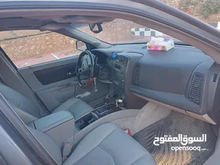  6 كاديلاك موديل 2004 بحالة الوكاله مرخصة لشهر 12 ماتور جديد بيان جمركي ما نزل ع رخصه لسه