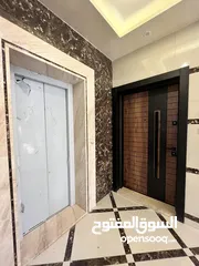  9 شقة طابق ثاني للبيع في تلاع العلي مقابل الجامعة الاردنية 215م