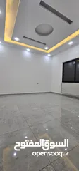  13 شقة الجبيهة 4 نوم  واحد ماستر طابق ثاني