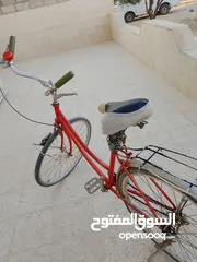  14 ايباد بس محروقه شاشته وكاله مع كرتونته بكل اغراض مكيسه له عندي اسبوع