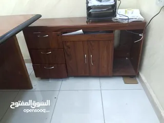  3 مكتب للبيع