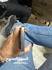  4 آيفون  15 pro max 256  مغير شاشة original كلفتني 175