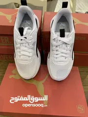  3 ‎حذاء Trinity Lite Jr من ماركة Puma مقاس  39 & 38