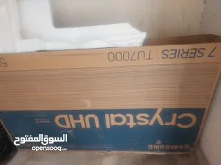  6 شاشات للبيع  كان عندي محل بلي ستيشن استعمال