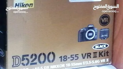  1 نيكون 5200 مع عدسين اضافيات بسعر مغري