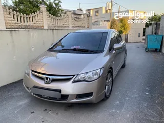  4 هوندا سيفيك