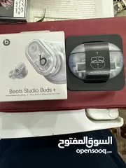  1 Beats studio Buds +