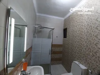  7 شقة طابق شبه ارضي بمساحة 80 متر داخلي للبيع في السابع  ( Property ID : 30833 )