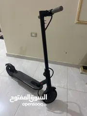  1 اسكوتر كهربائي