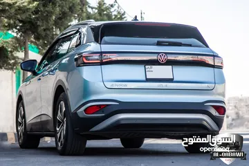  6 Volkswagen ID.4 X Pure 2021   السيارة بحالة ممتازة جدا و قطعت مسافة 56,000 كيلو متر