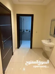  4 شقق للايجار