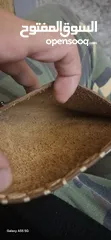  9 محفظة ايطالي صنع يدوي HandMade جلد طبيعي صافي اصلي من الداخل والخارج (جديدة)  حجمها ممتاز مناسب لاي