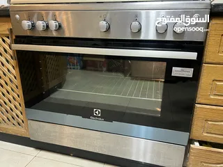  1 غاز الكترولكس استعمال سنه بحاله ممتازه Electrolux