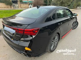  3 KIA FORTE GT LINE 2022 black