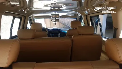  3 باص سياحي 7 ركاب تأجير وتوصيل مطار ومعابر