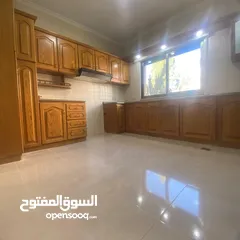 21 شقة للبيع في الصويفيه بالقرب من زيت وزعتر 160م ط 1 / ref 708