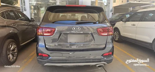  4 KIA Sorento - 2018 - brand as new - regular service