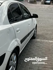  4 كيا برايد 2007
