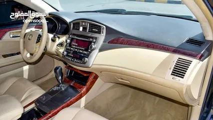  7 Toyota Avalon 2011 model with sunroof
