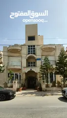  1 روف 142 متر بسند تسجيل مستقل قرب تاج مول في عبدون للبيع من المالك