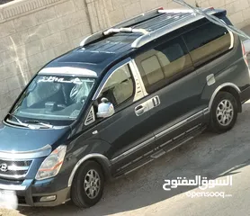  8 هونداي جراند ستاريكس 2012