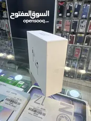  2 AirPods 3 سماعة  جديدة مكفوله من جميع وكلاء ابل في العالم
