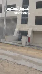  31 ابو عميد للمقاولاتتكحيل حجر وتلبيس حجر وقصارة داخلي وخارجي وقصارة عتيكوت وعمل شلالات عزل اسطح وجدران