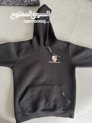 1 porsche hoodie black  brand : porsche هودي بورش سوداء