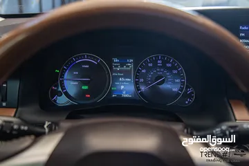  28 Lexus Es300h 2017