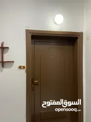  1 شقة للايجار - غير مفروشة - بالقرب من اكاديمية الباب العالي - مساحة 210 م