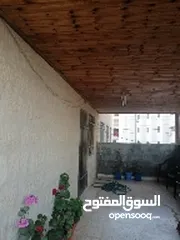  3 شقة أرضية للبيع في ابو نصير