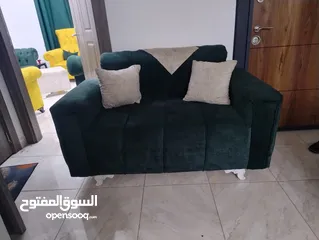  5 طقم كنب 7 مقاعد تفصيل ضغط 40 خشب لاتيه مستعمل استعمال بسيط وطقم كورنر للبيع