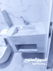  3 مغاسل بورسلان بجودة عالية جدا والشكل حسب الطلب الي بدك اياه وبأسعار مناسبة وفي متناول الجميع